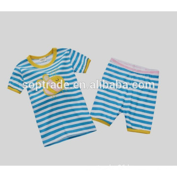 2015 latest fashion pattern two pieces cloths set ,cheap newborn baby clothing set